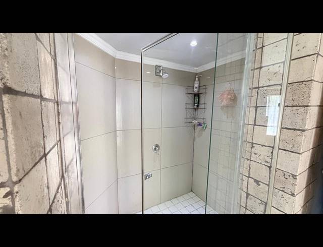 4 BEDROOM HOUSE FOR SALE IN MOREGLOED